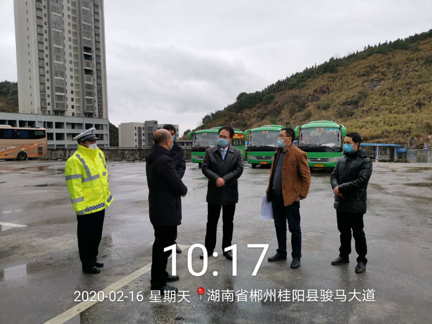 朱陽輝一行到桂陽駿馬亭汽車站檢查指導(dǎo)疫情防控工作 朱陽輝一行到桂陽駿馬亭汽車站檢查指導(dǎo)疫情防控工作